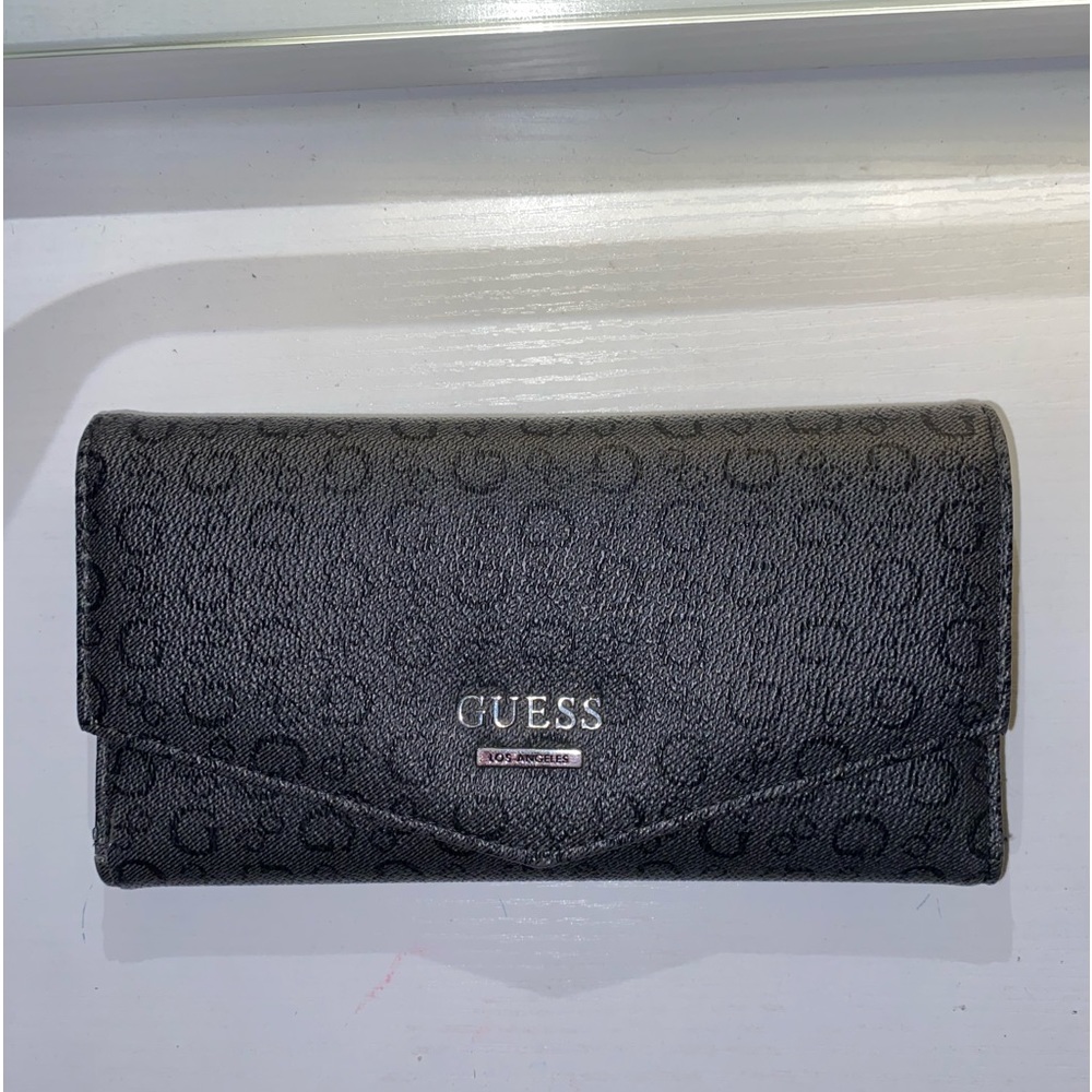 GUESS Factory Women's Abree Logo Saffiano Slim Trifold Wallet